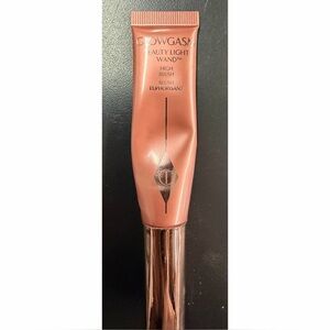 Charlotte Tilbury Highlighter Wand in Pinkgasm